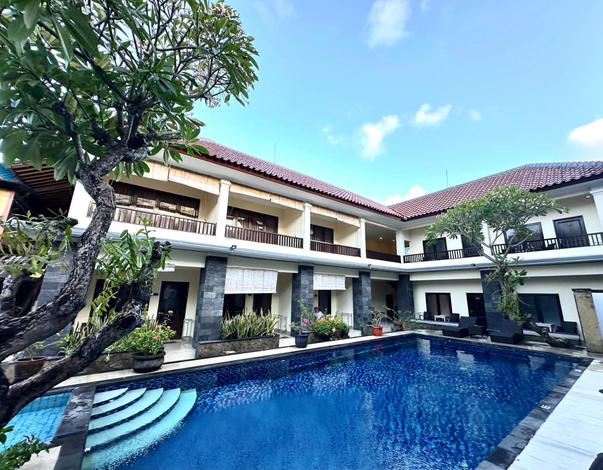 Radha Bali Hotel Kuta Lombok Exterior foto